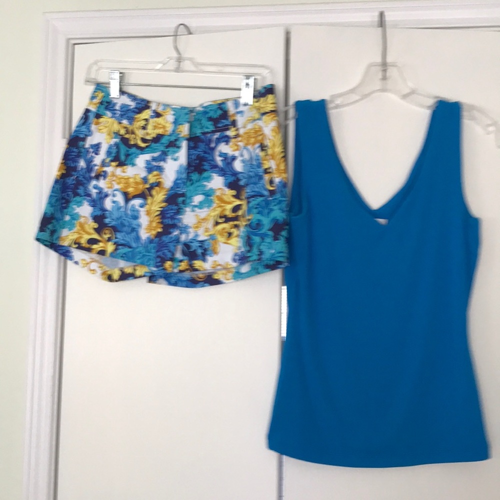 Cache sleeveless top and matching shorts Sz S